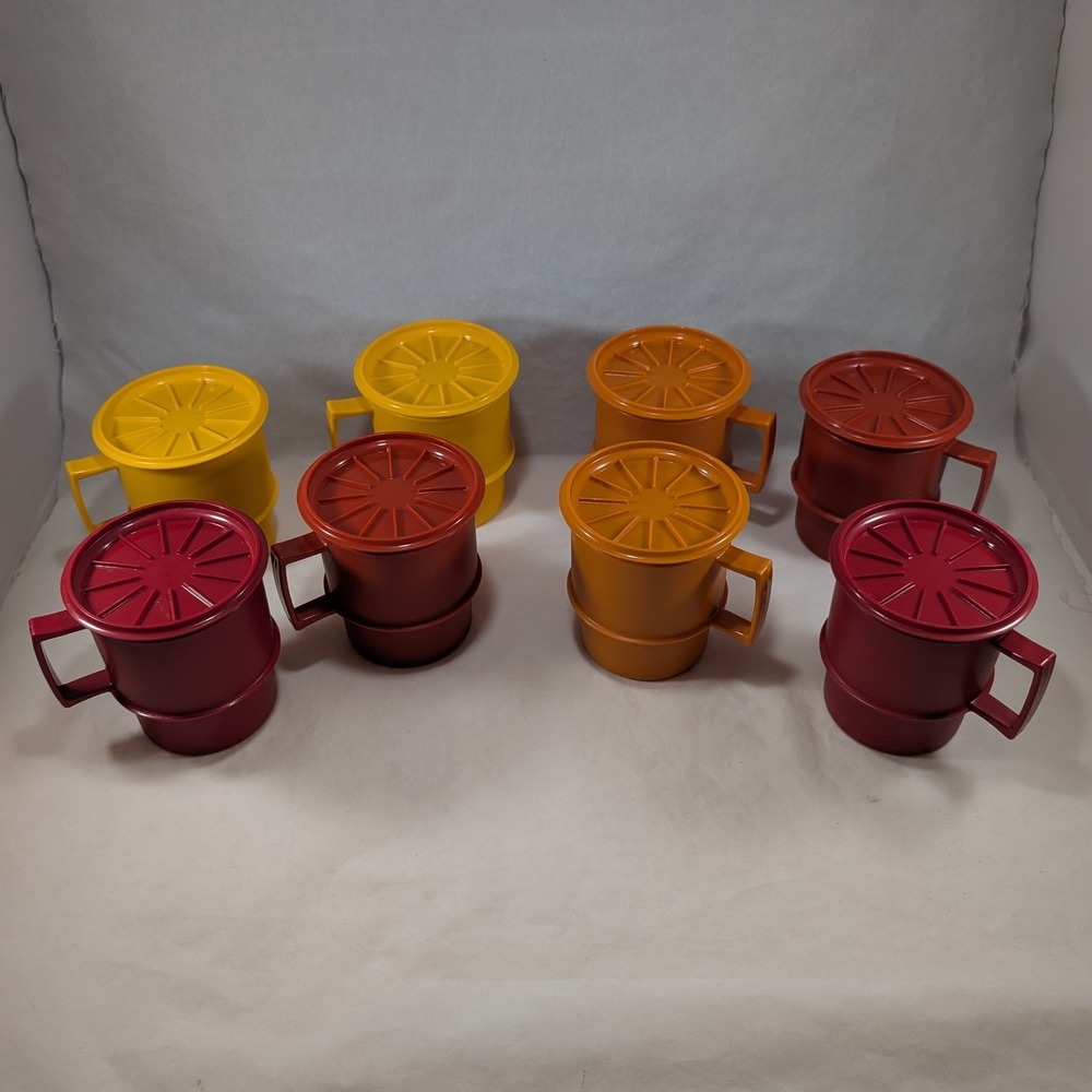 Vintage Tupperware Bell Tumbler Mugs with Lids Coasters Set of 8 Harvest Colors